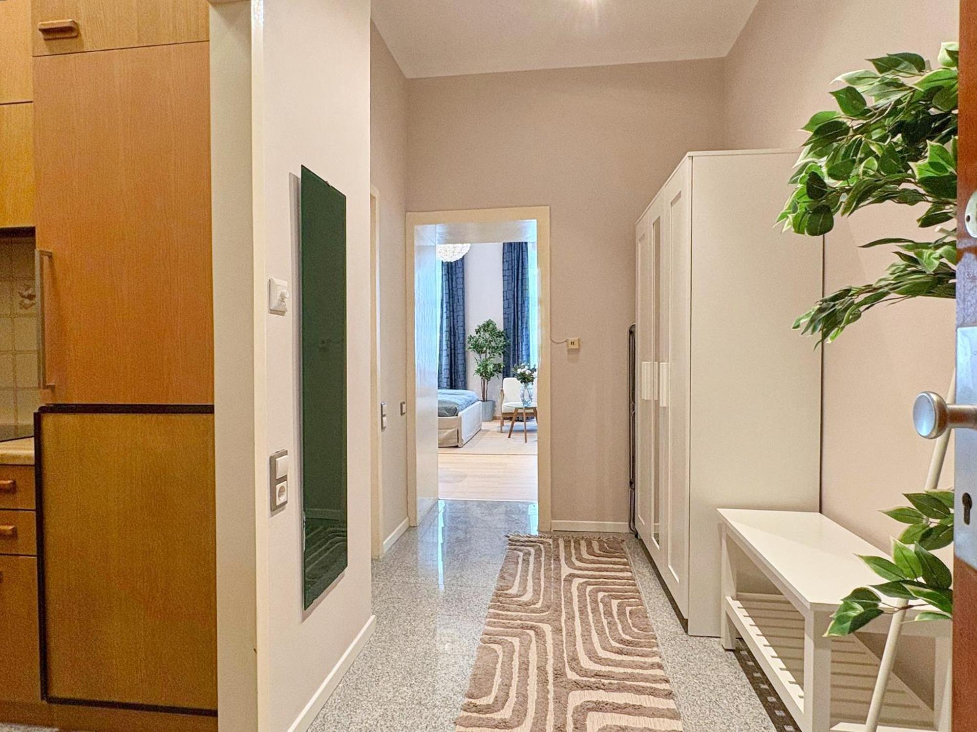 Spacious And Near Metro I Close To Parks I Akh Leilighet Wien Eksteriør bilde
