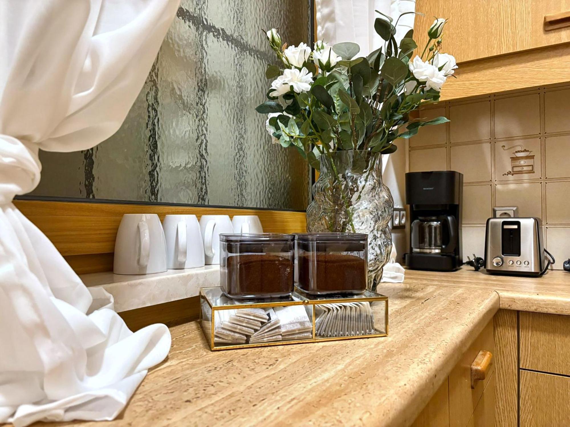 Spacious And Near Metro I Close To Parks I Akh Leilighet Wien Eksteriør bilde