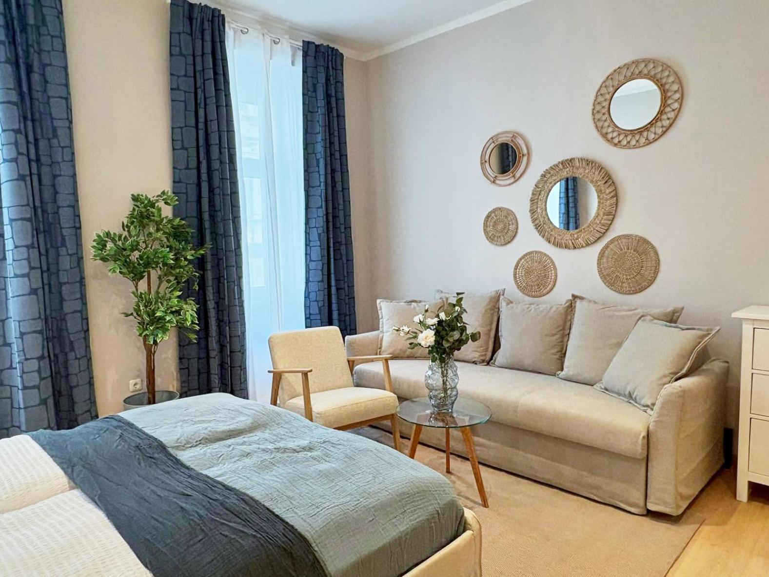 Spacious And Near Metro I Close To Parks I Akh Leilighet Wien Eksteriør bilde